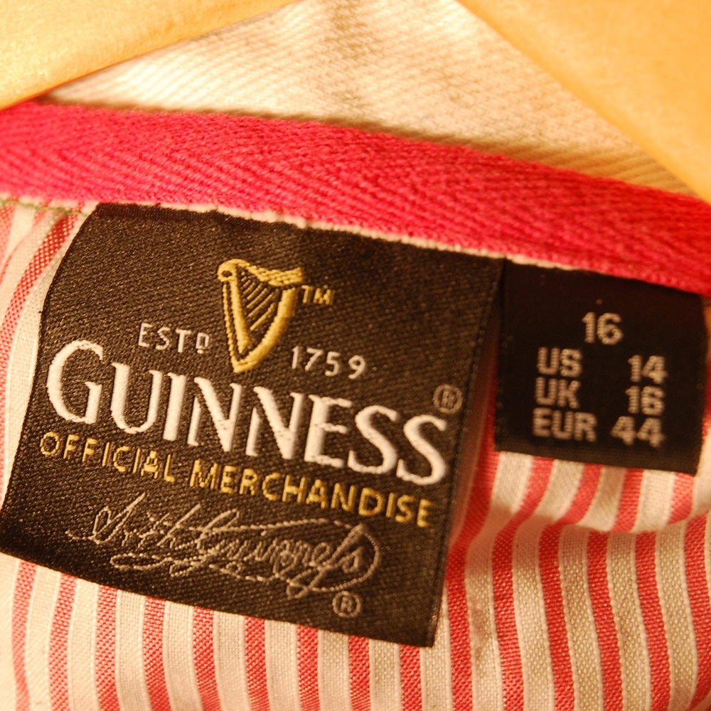 Guinness Ladies Rugby Shirt Authentic - Picture 7 of 8